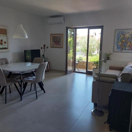 Apartment Irena-Pula Marina Zewnętrze zdjęcie