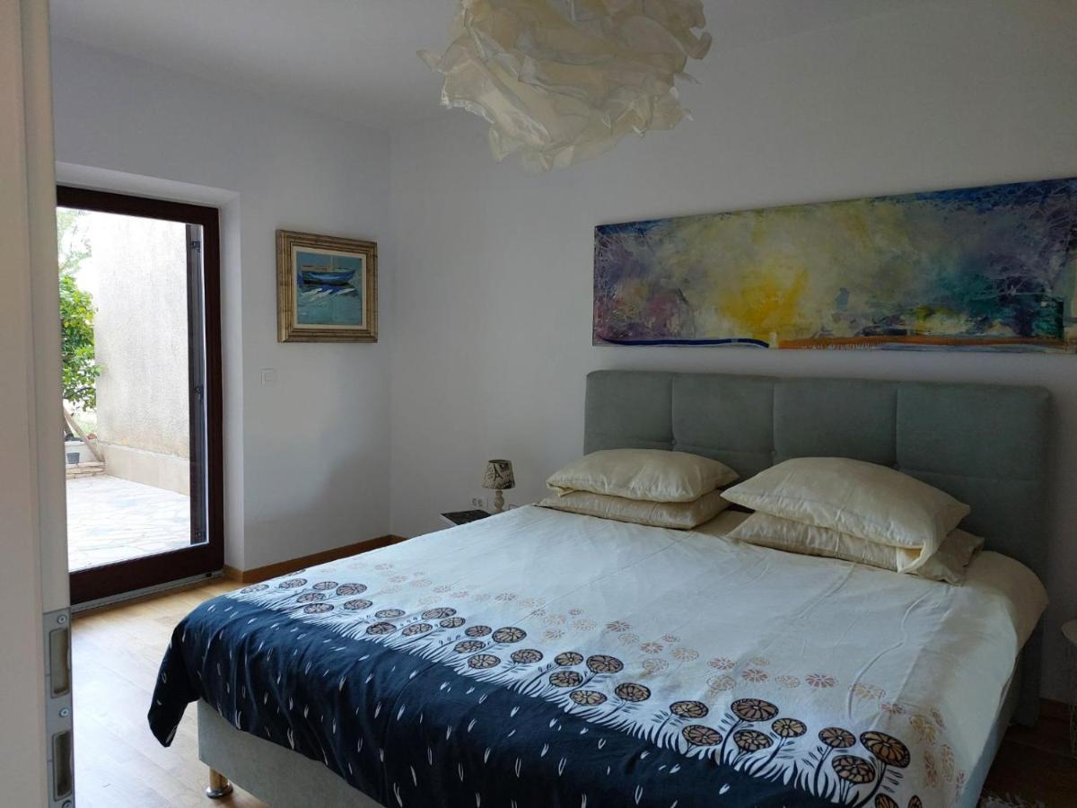 Apartment Irena-Pula Marina Zewnętrze zdjęcie