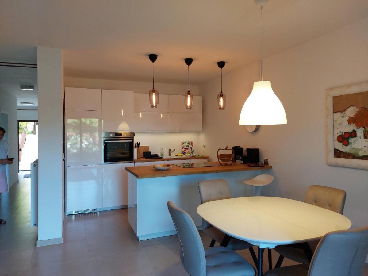 Apartment Irena-Pula Marina Zewnętrze zdjęcie