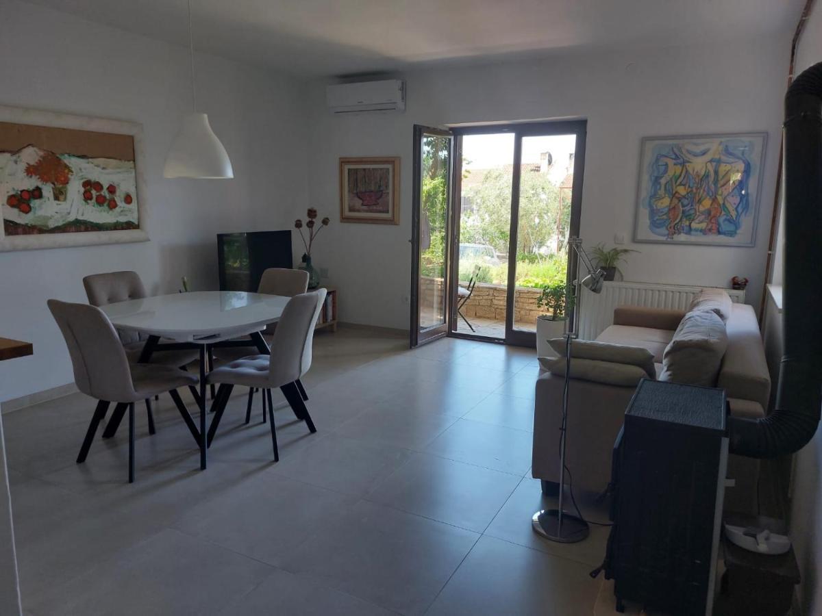 Apartment Irena-Pula Marina Zewnętrze zdjęcie